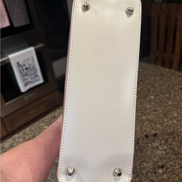 Beijo Light Pink Tote with Polished Silver Handle - Picture 4 of 11